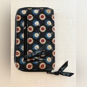 Vera Bradley Owl Floral Quilted Zip Around Wallet Organizer Black